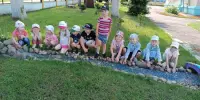 Продолжаем путешествие по экологической тропе...